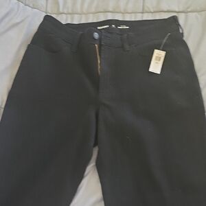 Women’s Black Stretch Jeans